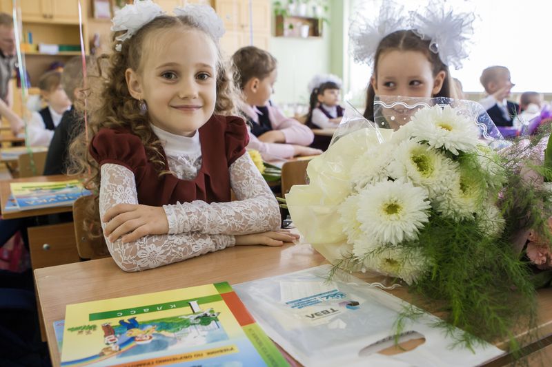 Сибирский химкомбинат поздравил школьников Северска с Днем знаний