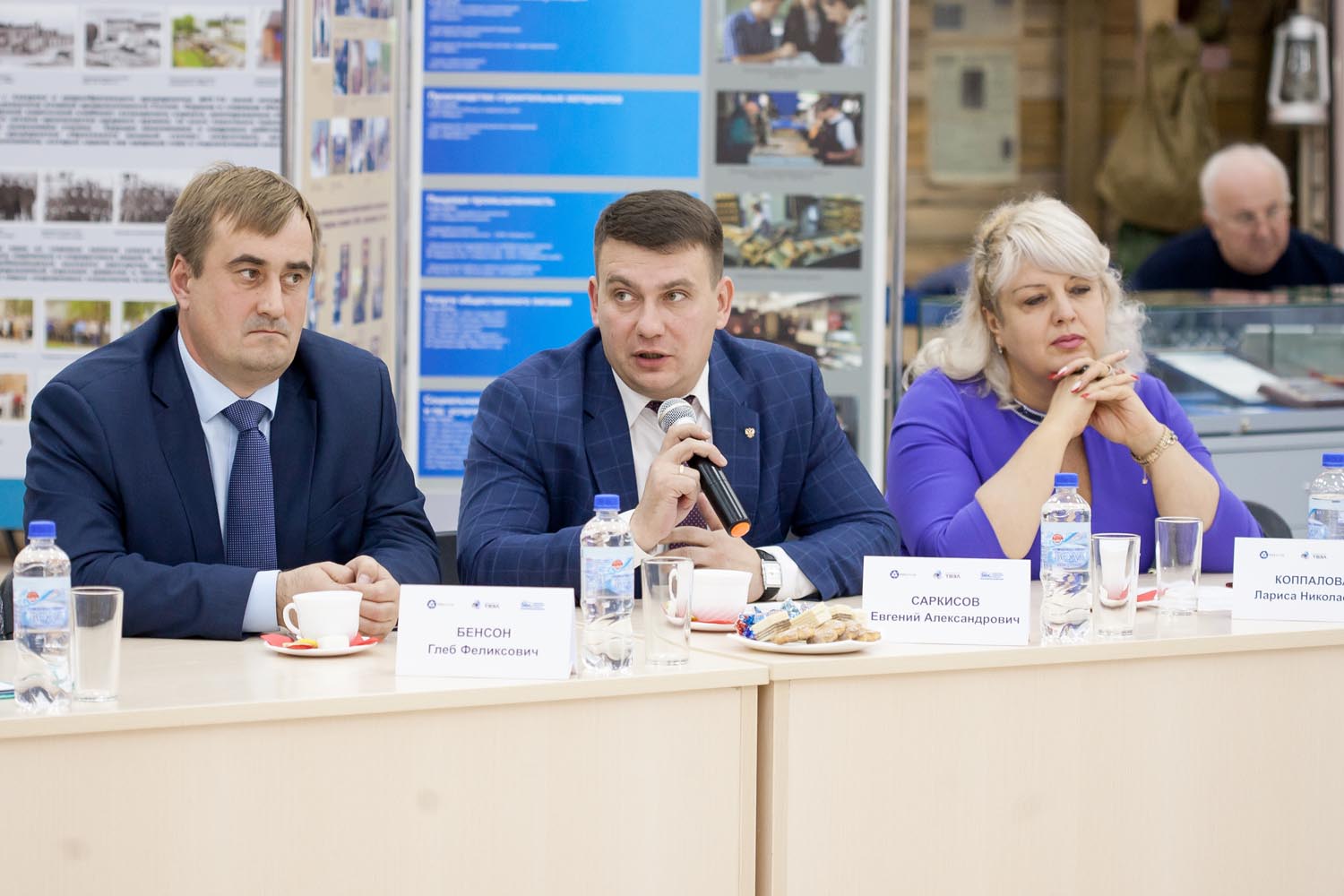 Президент ТВЭЛ Никипелова провела встречу с общественностью Северска